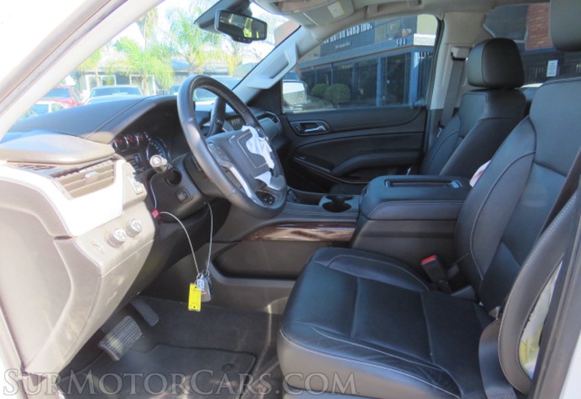 2020 GMC Yukon - Image 21