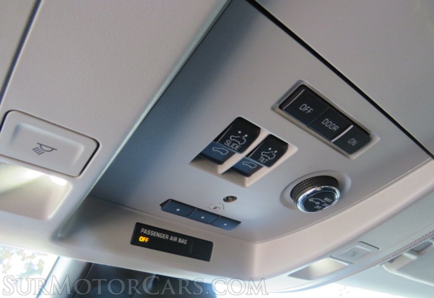 2020 GMC Yukon - Image 37