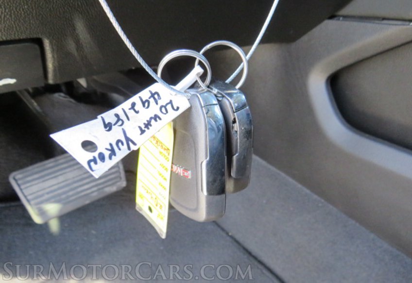 2020 GMC Yukon - Image 42