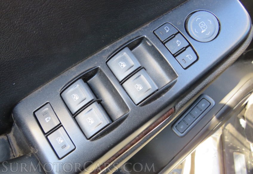 2020 GMC Yukon - Image 44