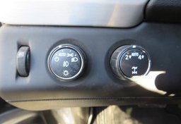 2020 GMC Yukon - Image 46