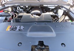 2020 GMC Yukon - Image 51