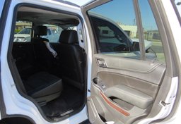 2020 GMC Yukon - Image 18