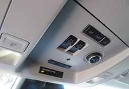 2020 GMC Yukon - Image 37