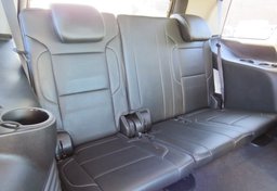 2020 GMC Yukon - Image 27