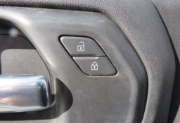 2021 Chevrolet Silverado 1500 - Image 31