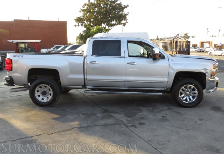 2016 Chevrolet Silverado 2500HD - Image 10