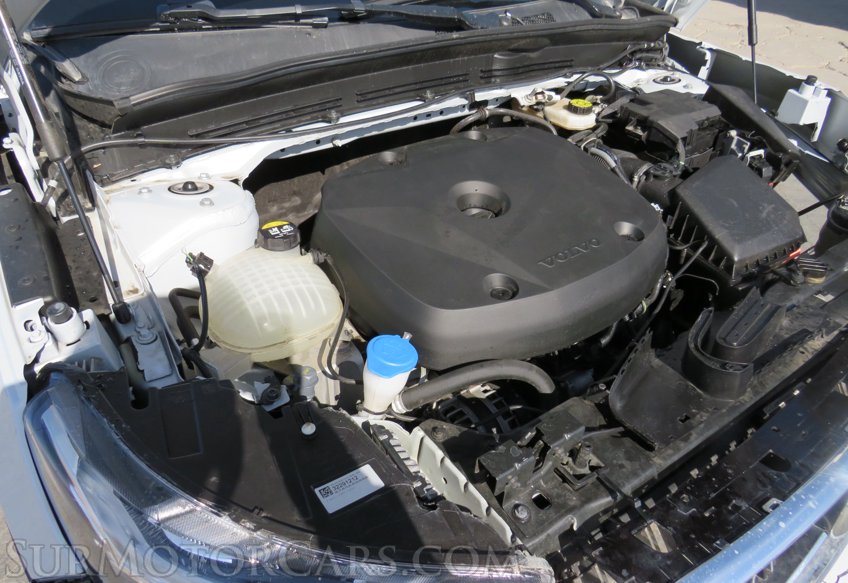 2020 Volvo XC40 - Image 49