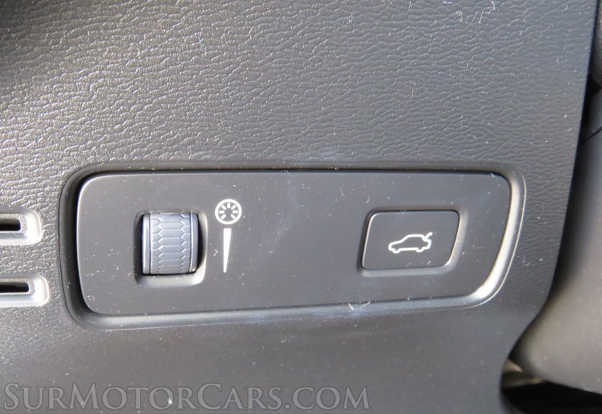 2020 Volvo XC40 - Image 41