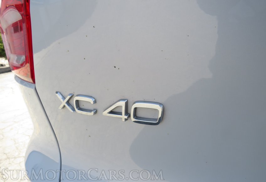 2020 Volvo XC40 - Image 21
