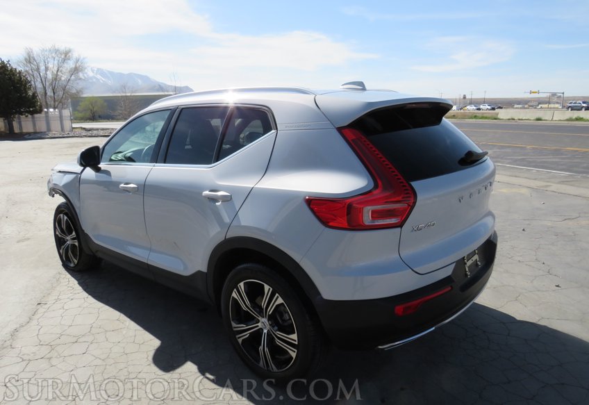 2020 Volvo XC40 - Image 7