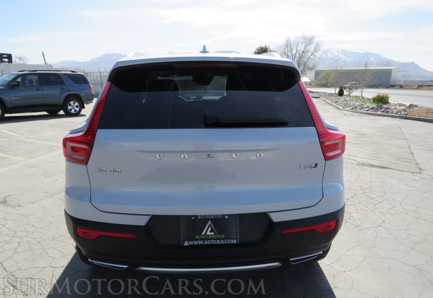 2020 Volvo XC40 - Image 12