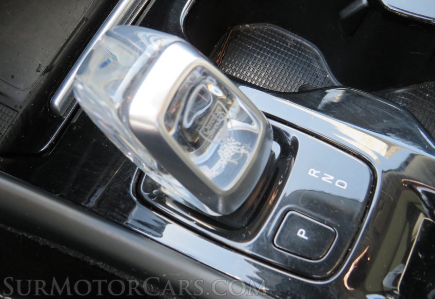 2020 Volvo XC40 - Image 37