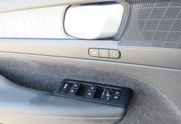 2020 Volvo XC40 - Image 44