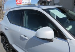 2020 Volvo XC40 - Image 13