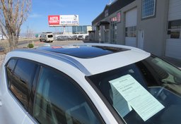 2020 Volvo XC40 - Image 18