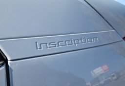 2020 Volvo XC40 - Image 19