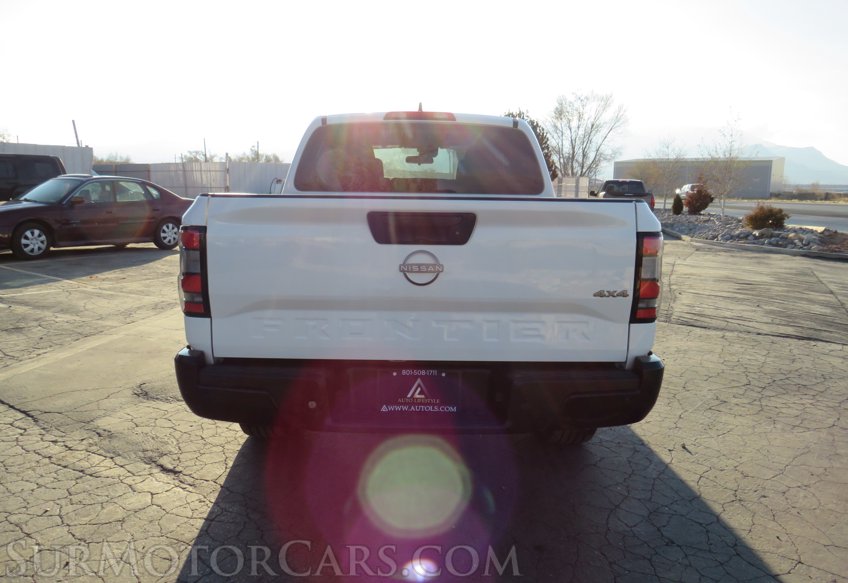 2022 Nissan Frontier - Image 12