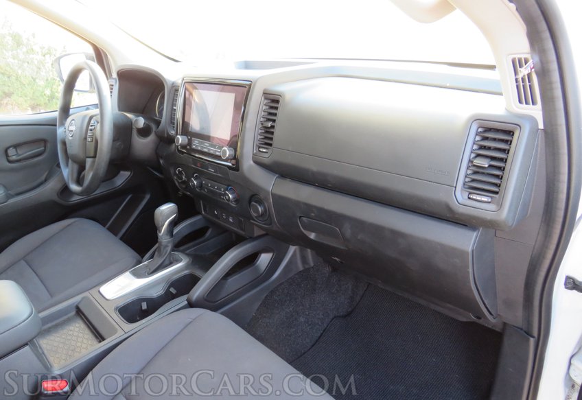 2022 Nissan Frontier - Image 29