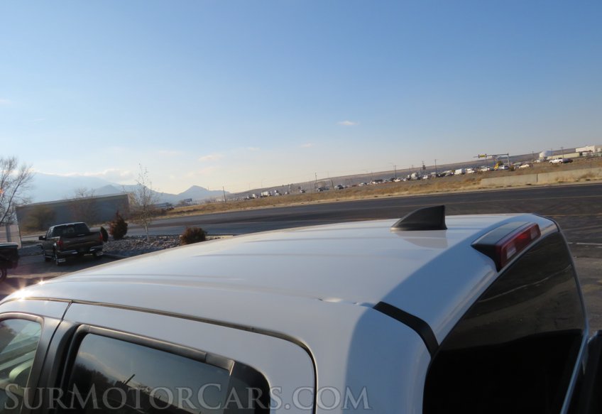 2022 Nissan Frontier - Image 16