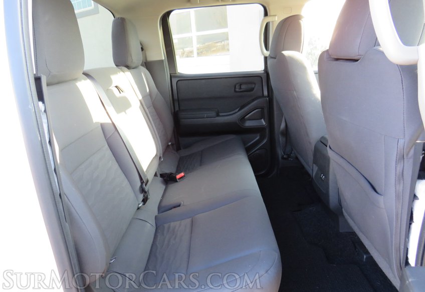 2022 Nissan Frontier - Image 33