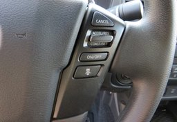 2022 Nissan Frontier - Image 37