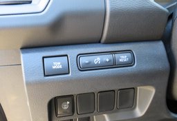 2022 Nissan Frontier - Image 49