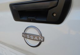 2022 Nissan Frontier - Image 25