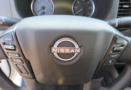 2022 Nissan Frontier - Image 38