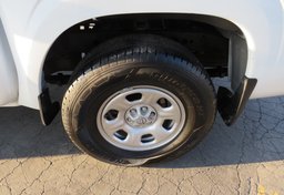 2022 Nissan Frontier - Image 59