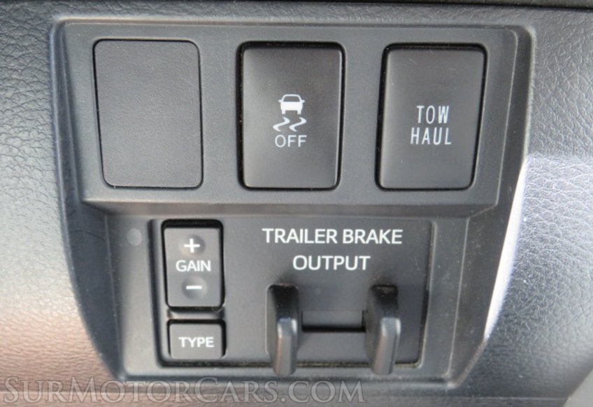 2015 Toyota Tundra 4WD Truck - Image 44
