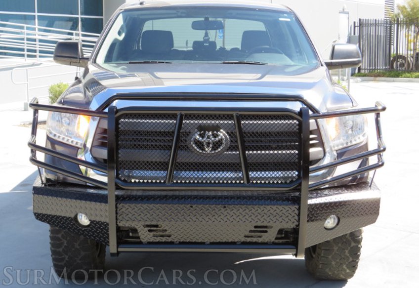 2015 Toyota Tundra 4WD Truck - Image 11