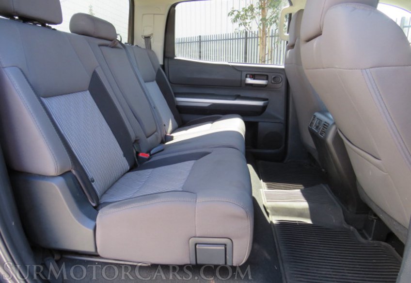 2015 Toyota Tundra 4WD Truck - Image 34