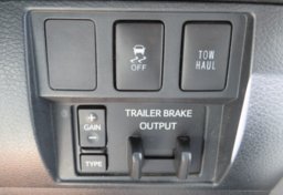 2015 Toyota Tundra 4WD Truck - Image 44