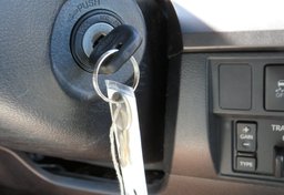 2015 Toyota Tundra 4WD Truck - Image 42