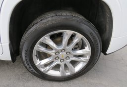 2018 Chevrolet Traverse - Image 59