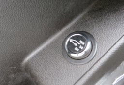 2018 Chevrolet Traverse - Image 48