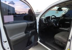 Thumbnail of 2020 Toyota Tacoma