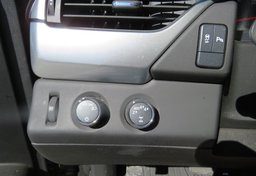 2019 Chevrolet Tahoe - Image 38