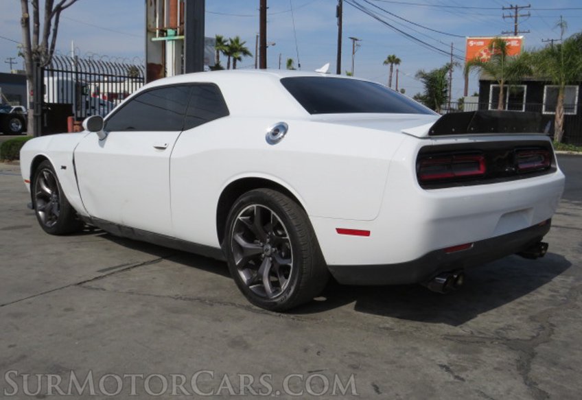 2019 Dodge Challenger - Image 6