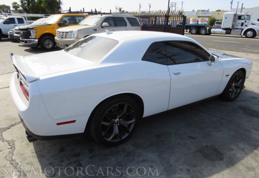2019 Dodge Challenger - Image 7