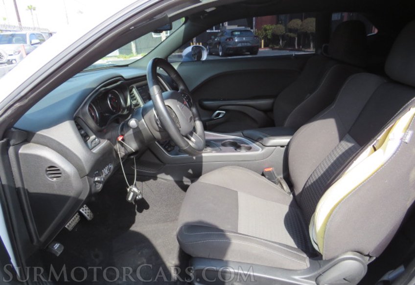 2019 Dodge Challenger - Image 29