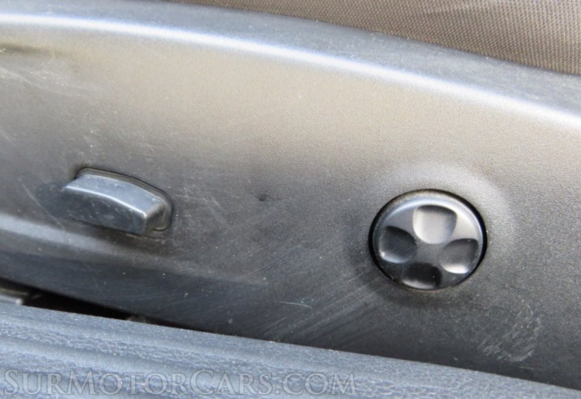 2019 Dodge Challenger - Image 25