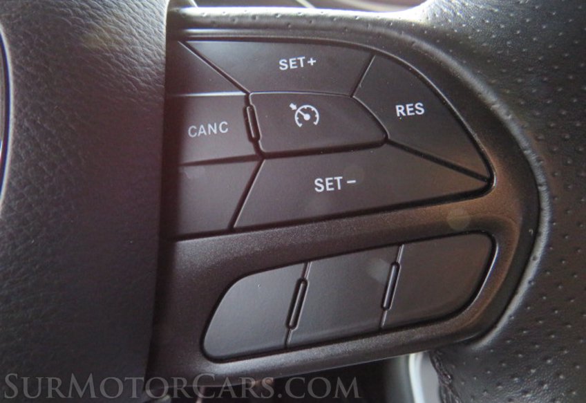 2019 Dodge Challenger - Image 38