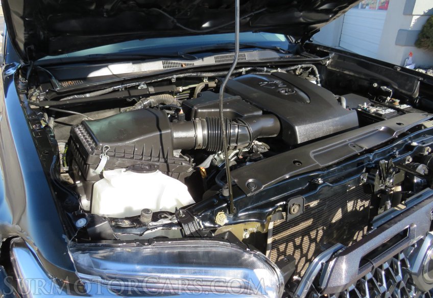 2019 Toyota Tacoma 4WD - Image 41