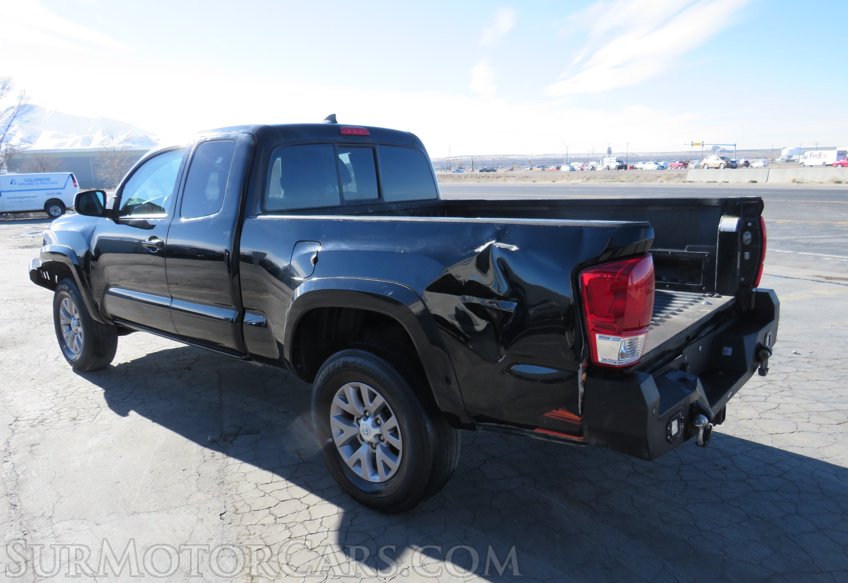 2019 Toyota Tacoma 4WD - Image 7