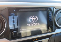 2019 Toyota Tacoma 4WD - Image 29