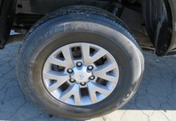 2019 Toyota Tacoma 4WD - Image 39