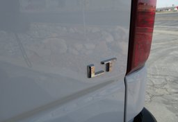 2019 Chevrolet Silverado 1500 - Image 25