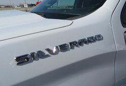 2019 Chevrolet Silverado 1500 - Image 16